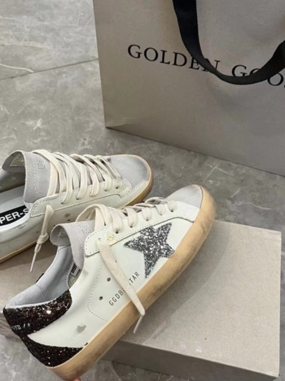 Golden Goose White Sneakers with Glittery Star - Picture 3 of 6